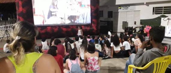 Primeira edição do Familia na praça.jpeg